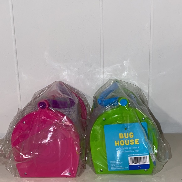 Bug house set of 2. - Picture 3 of 3